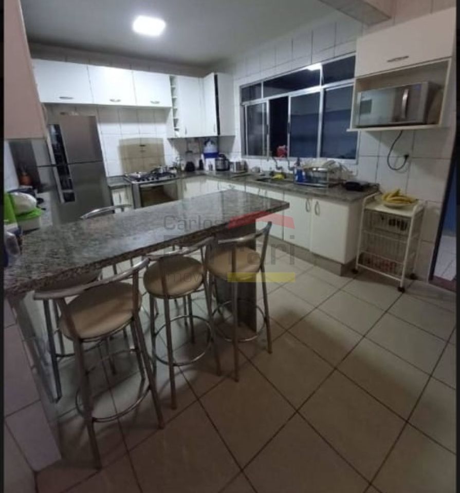 Foto 0