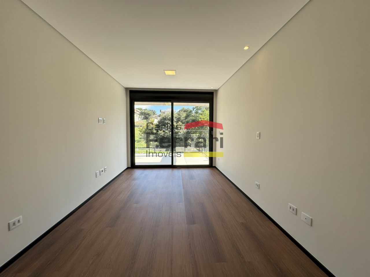 Foto 24