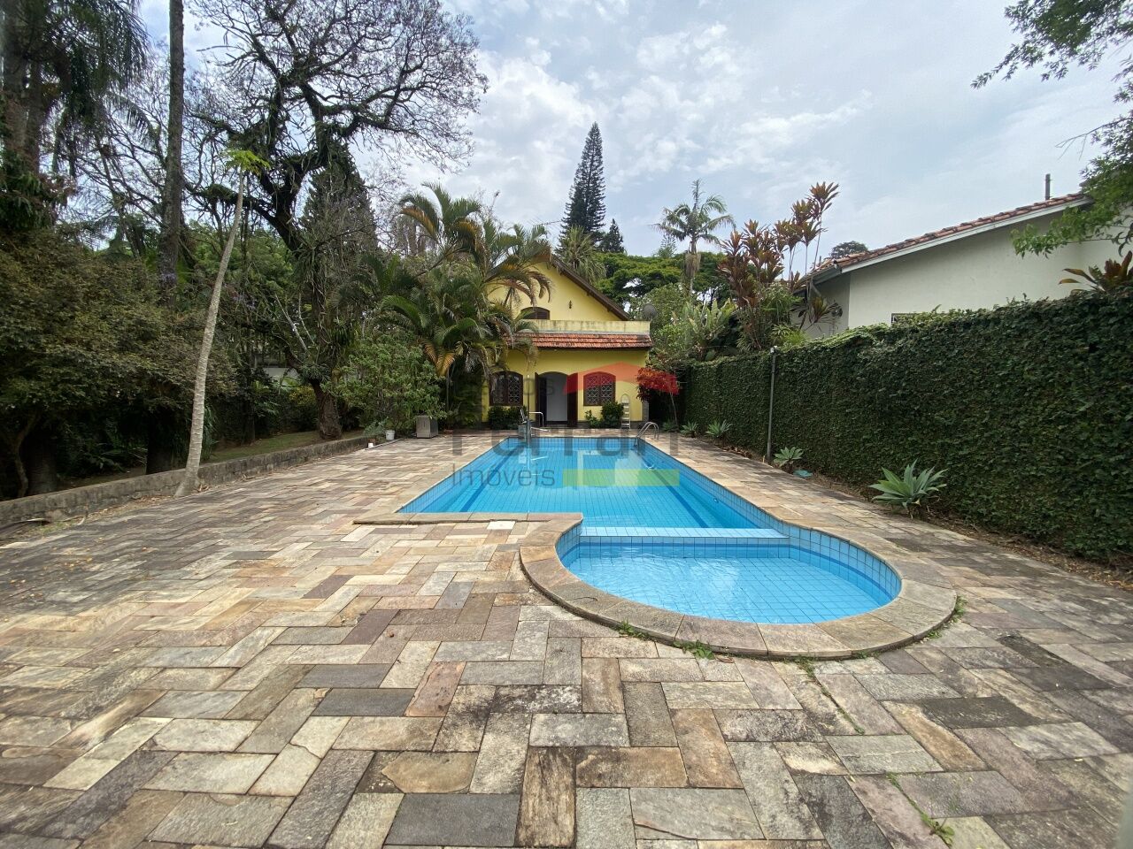Foto 0