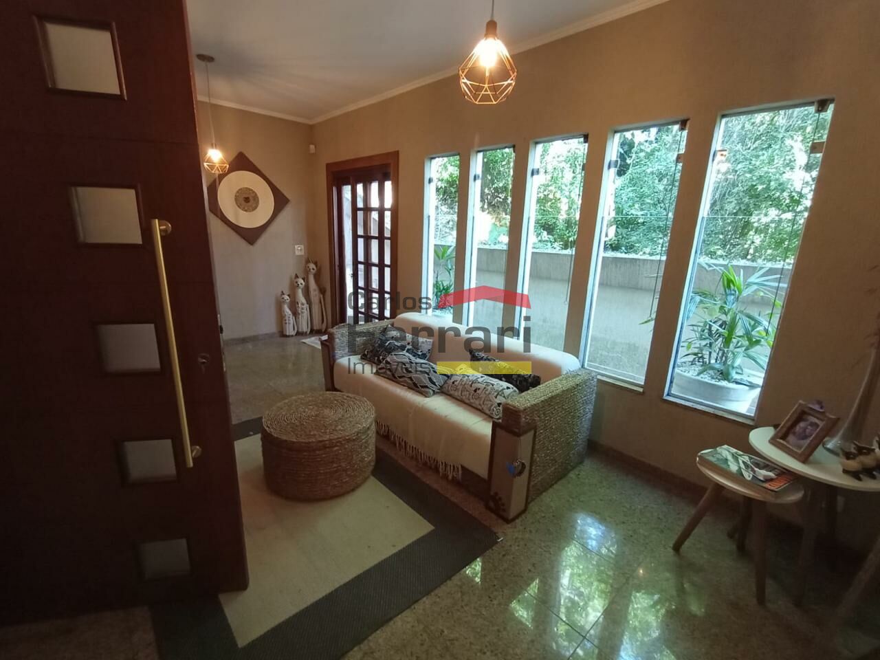 Foto 0