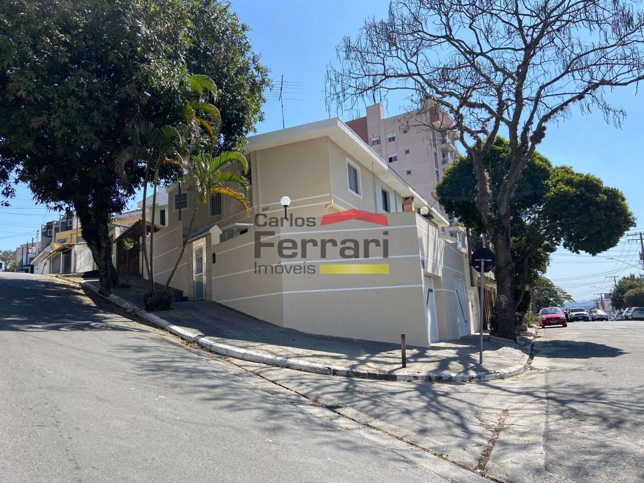 Foto 0