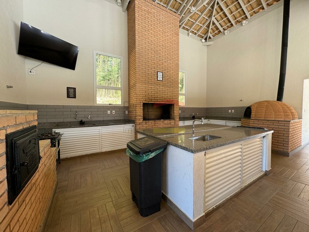 espaço churrasqueira