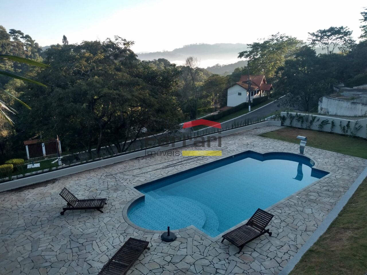 Foto 0