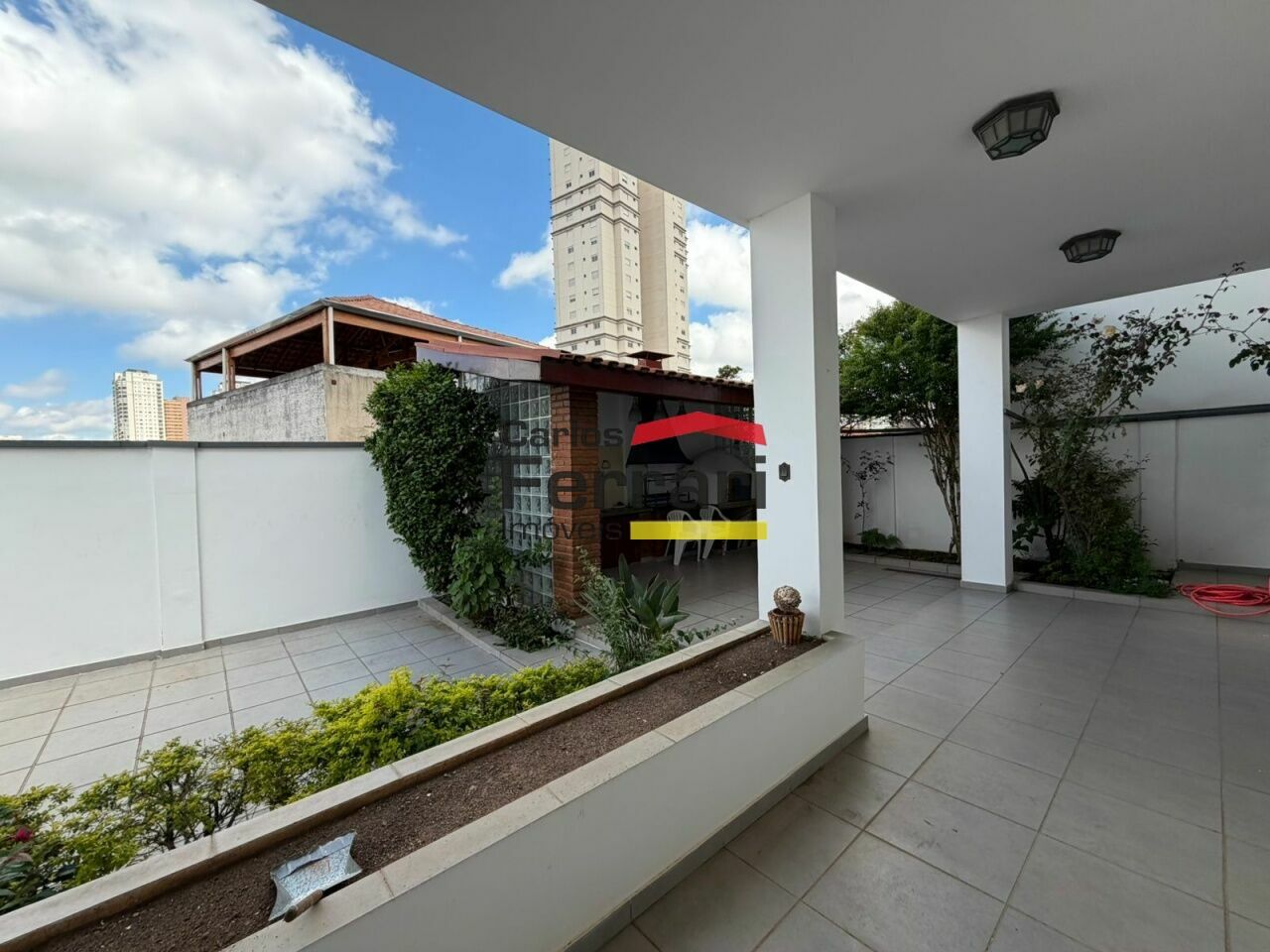 Foto 0