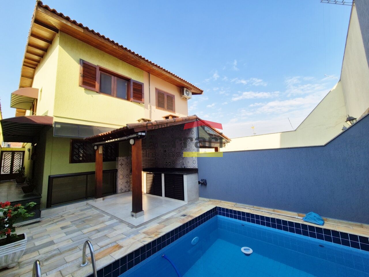 Foto 0